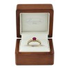 Rose - Złoty pierścionek z rubinem i diamentami w pudełku