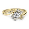Suzannah - Złoty pierścionek z diamentami