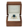 Infinity - Złoty pierścionek z niebieskim diamentem w pudełku